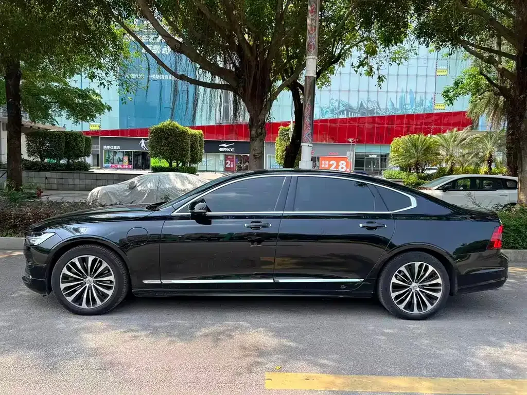 Volvo S90 PHEV — фото 9