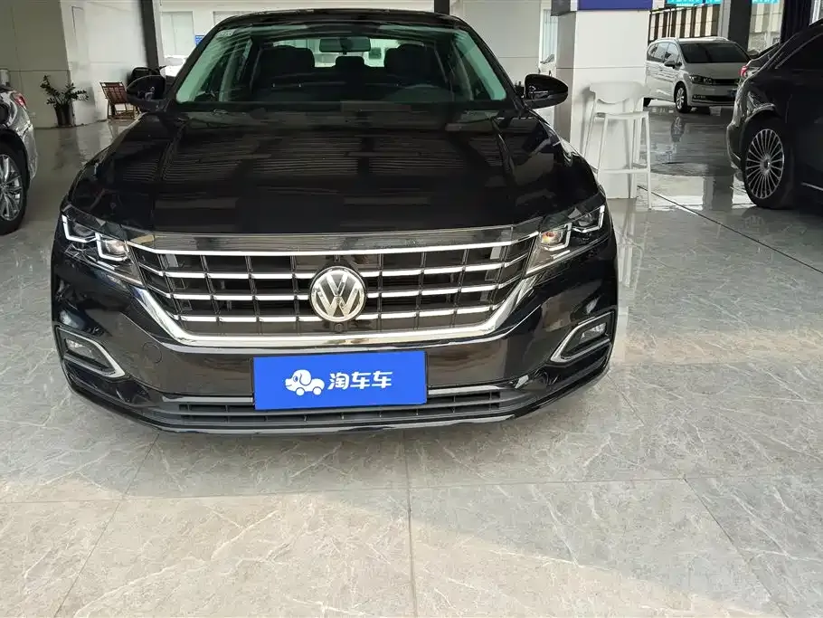 Volkswagen Passat — фото 8