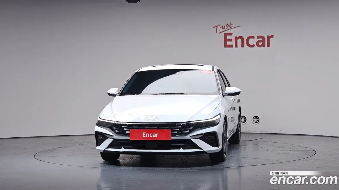 Hyundai AVANTE — фото 2