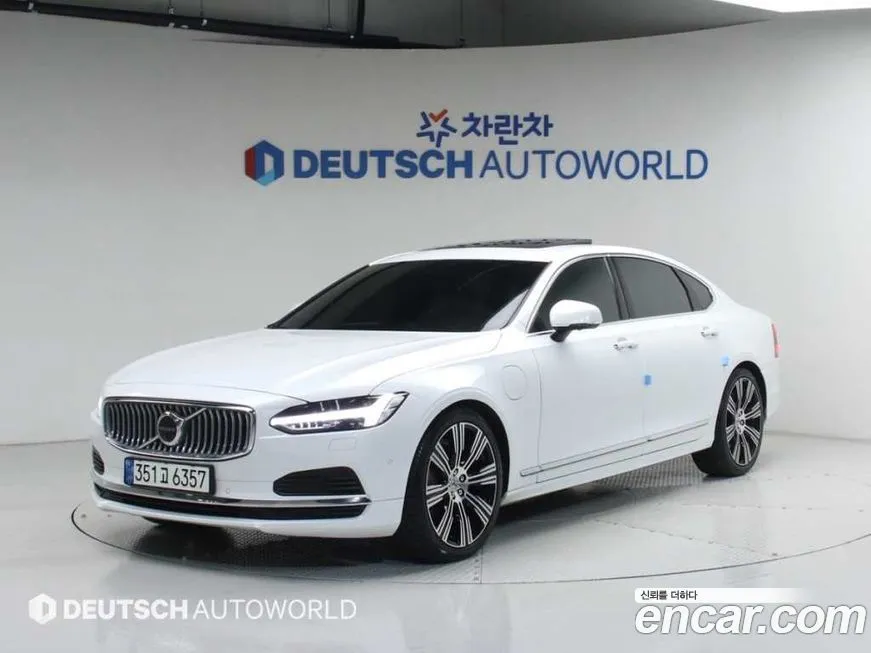 Volvo S90 — фото 1