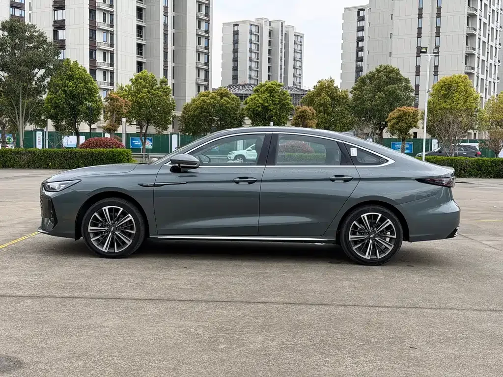 Chery Arrizo 8 PRO — фото 4