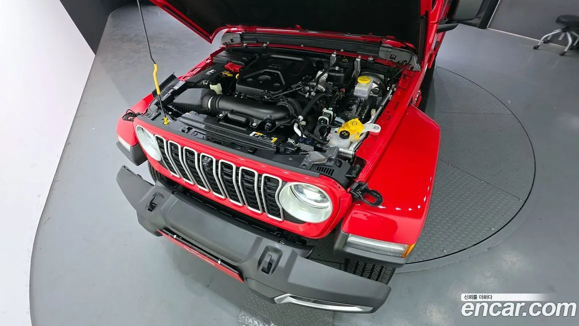 Jeep Wrangler — фото 7