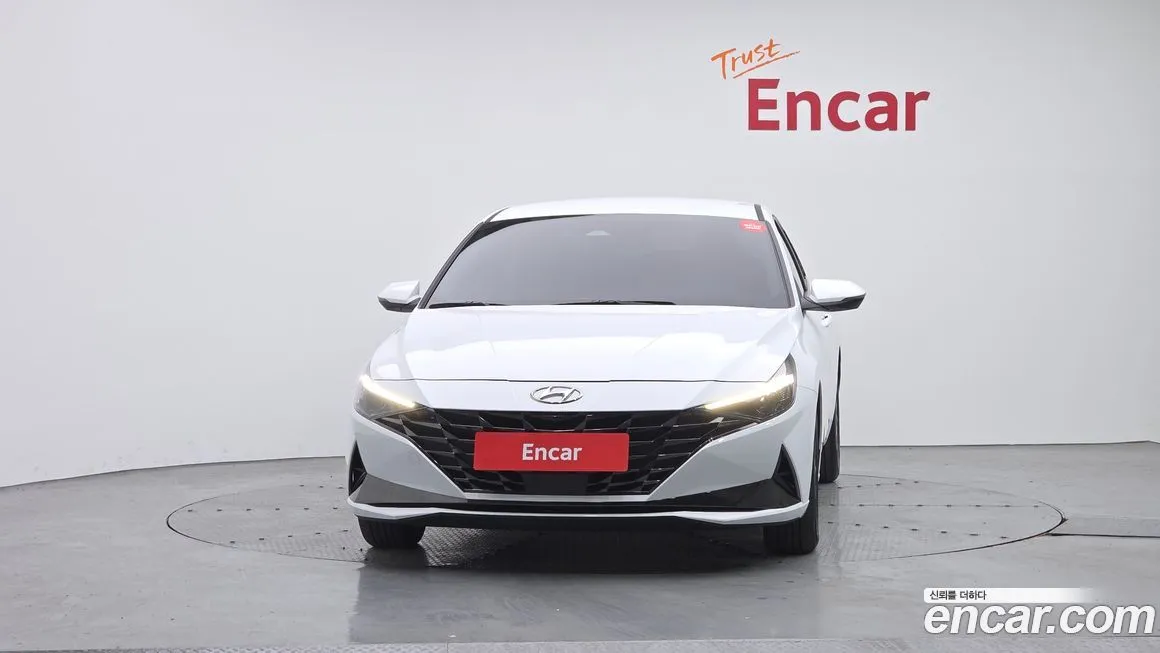 Hyundai AVANTE — фото 3