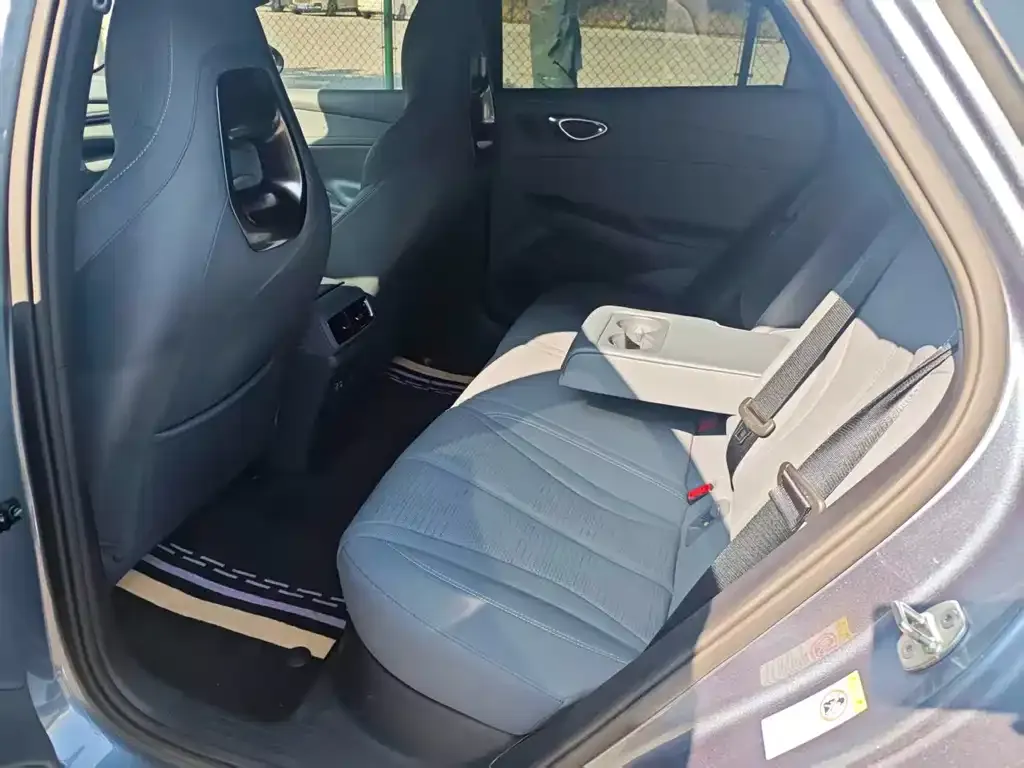 BYD Seal 06GT — фото 7