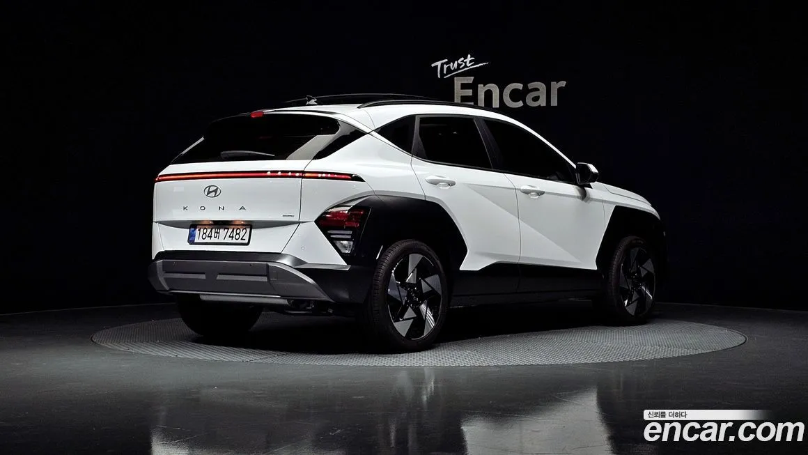 Hyundai Kona — фото 9