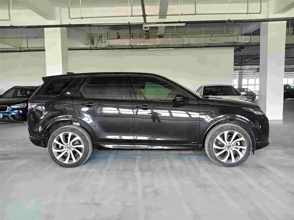 Land Rover Discovery Sport — фото 3