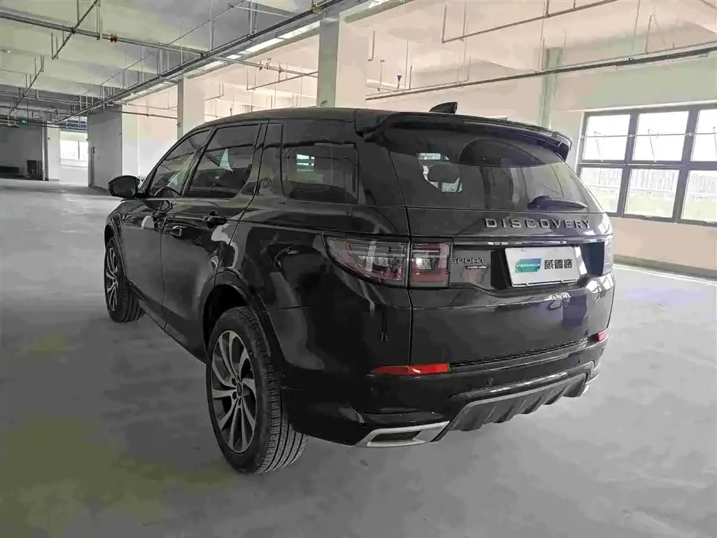 Land Rover Discovery Sport — фото 4