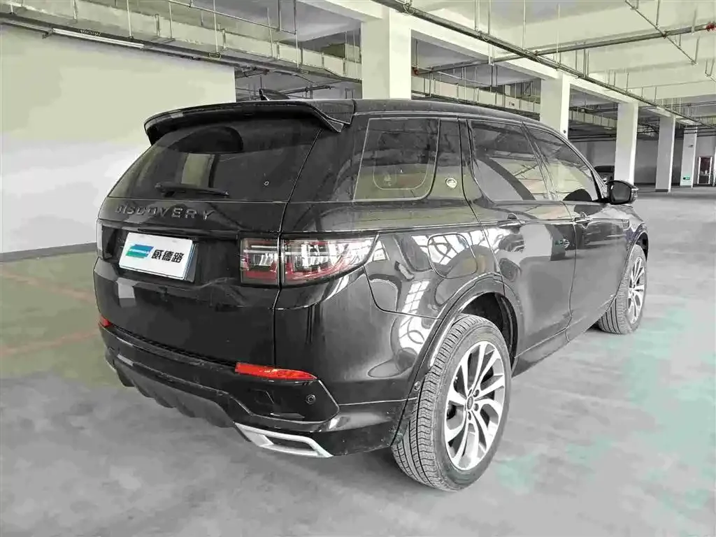 Land Rover Discovery Sport — фото 10