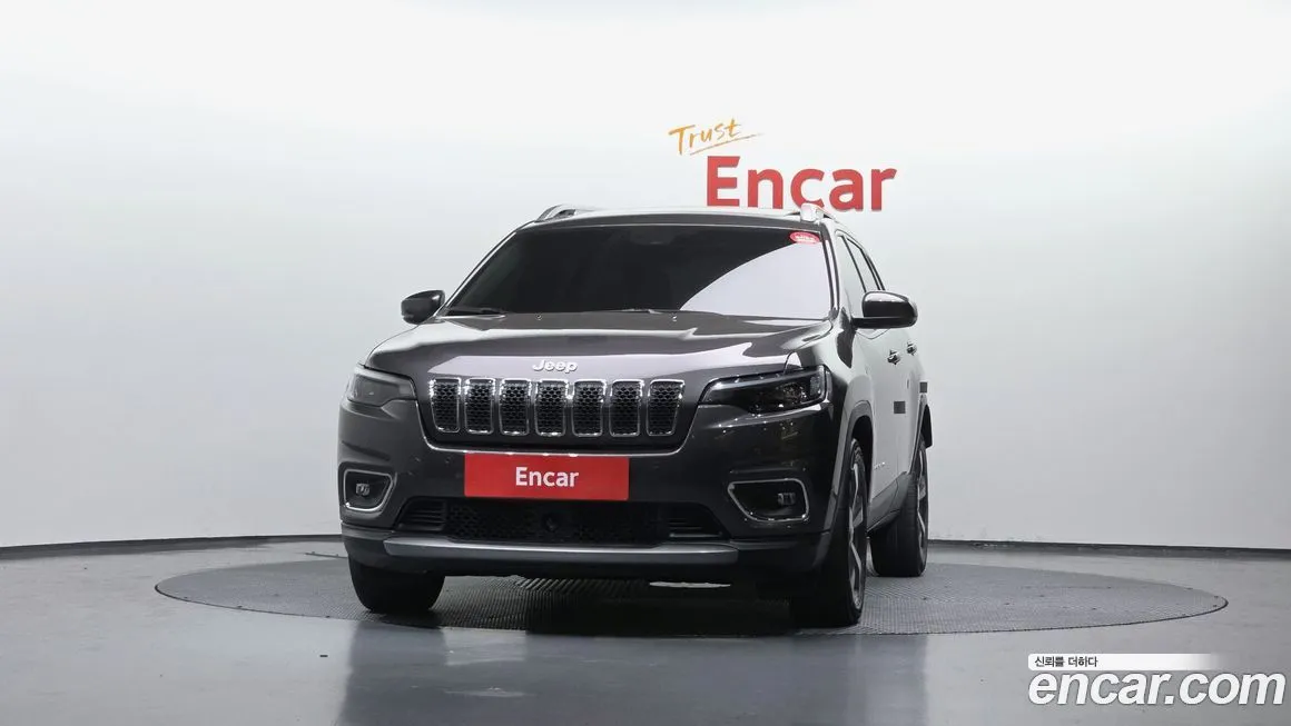 Jeep Cherokee — фото 2