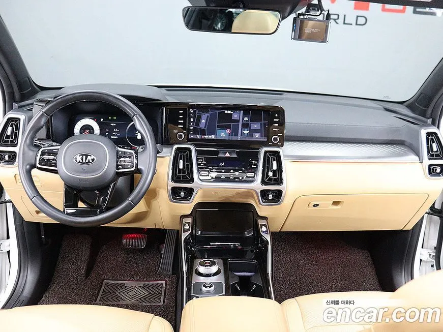 Kia Sorento — фото 6