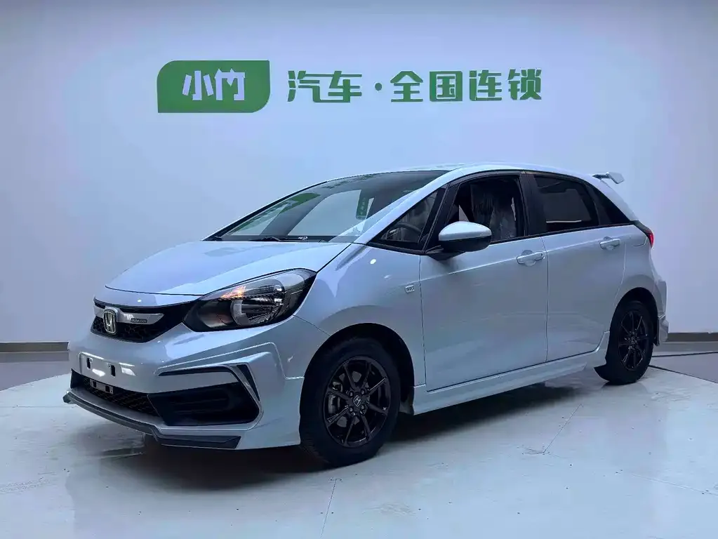 Honda Fit — фото 1