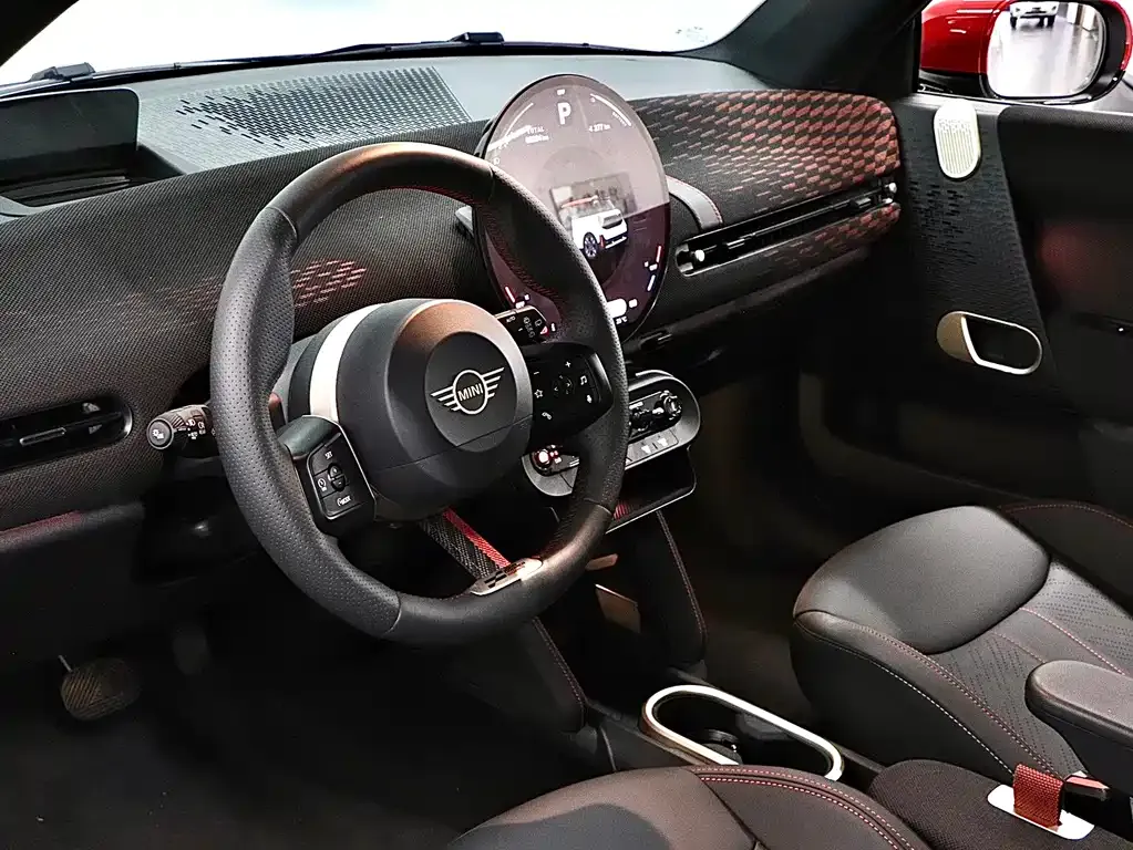 MINI Aceman JCW Electric — фото 10