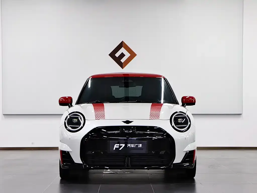 MINI Aceman JCW Electric — фото 4
