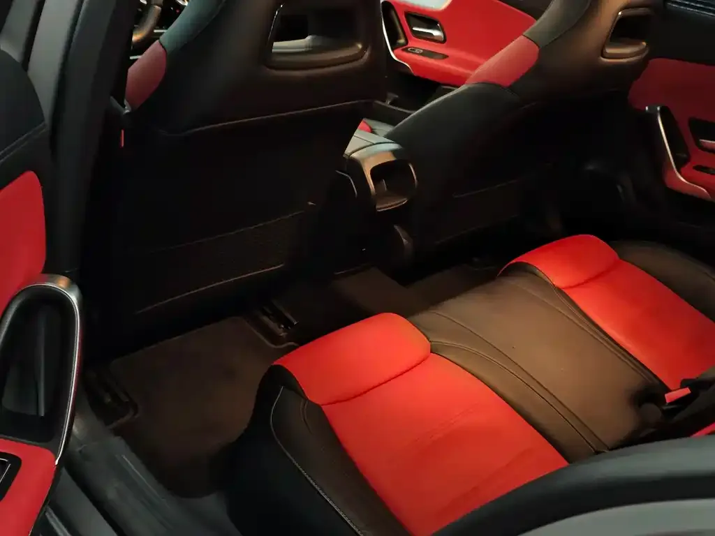 Mercedes-Benz A-Class AMG — фото 4