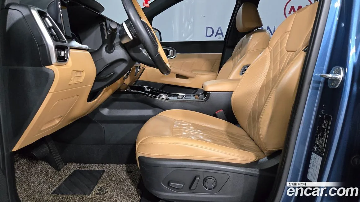 Kia Sorento — фото 6