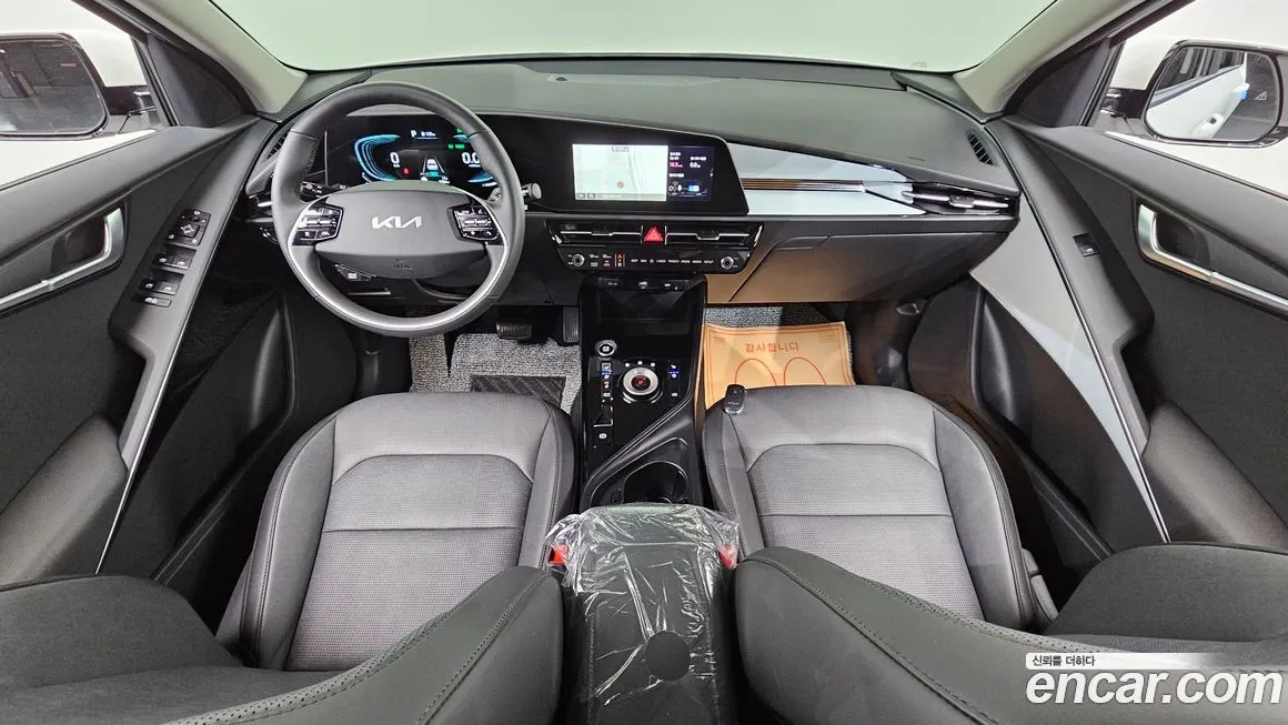 Kia Niro — фото 10