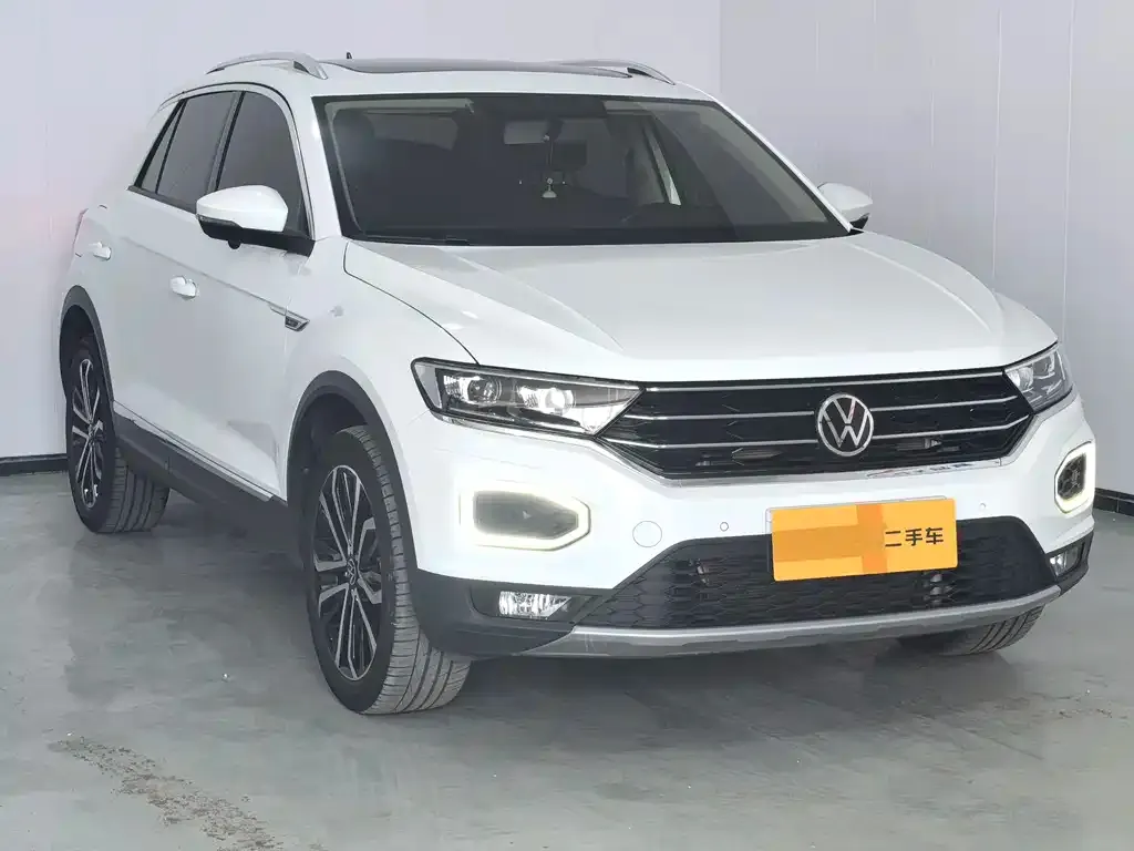 Volkswagen T-Roc — фото 2