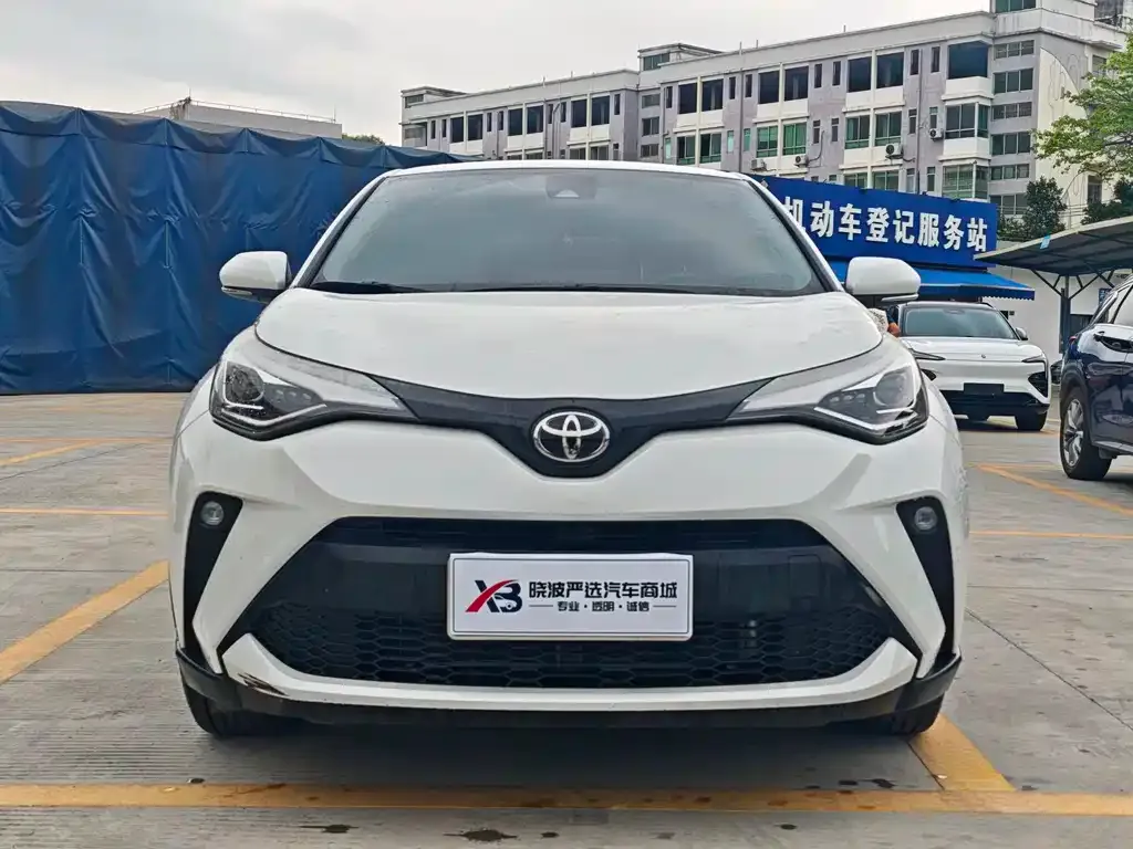 Toyota C-HR — фото 5