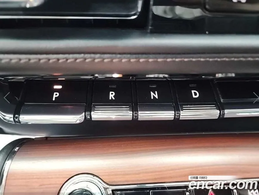 Lincoln Aviator — фото 10
