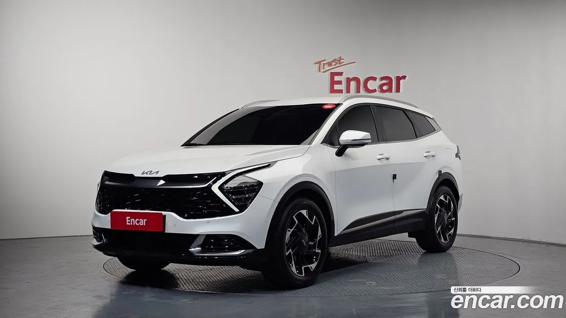 Kia Sportage — фото 1