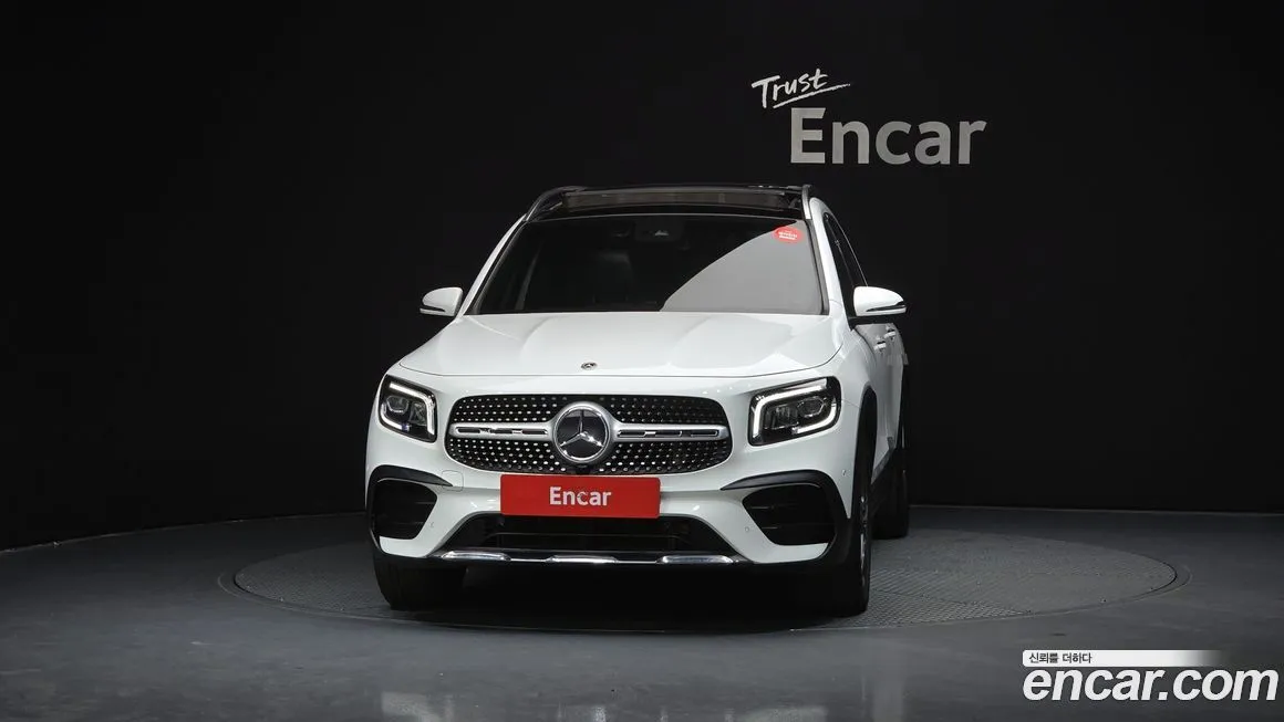 Mercedes-Benz GLB-Class — фото 7
