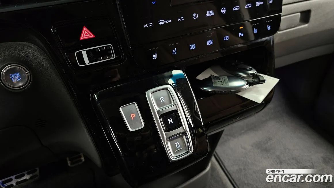 Hyundai Staria — фото 8