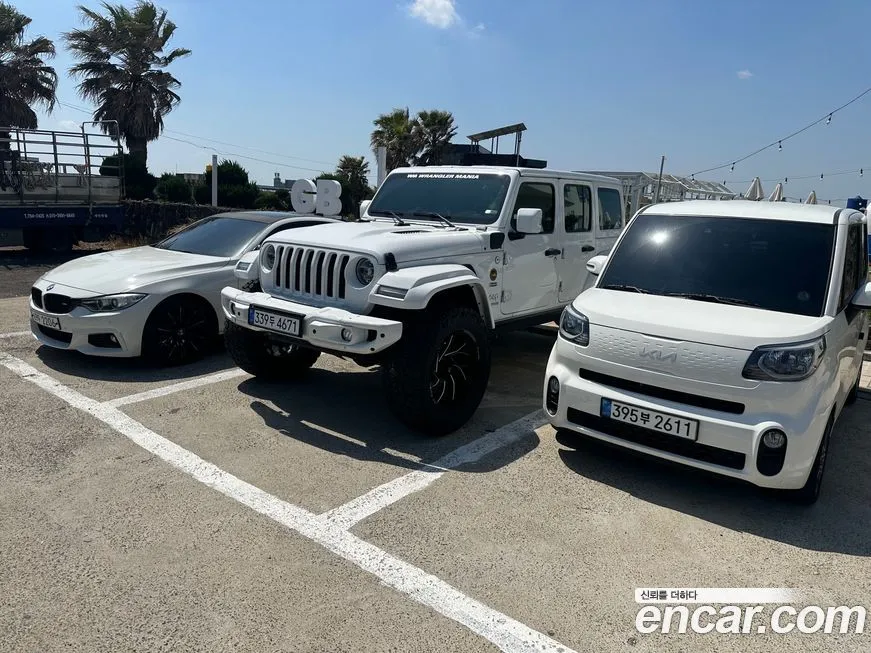 Jeep Wrangler — фото 9