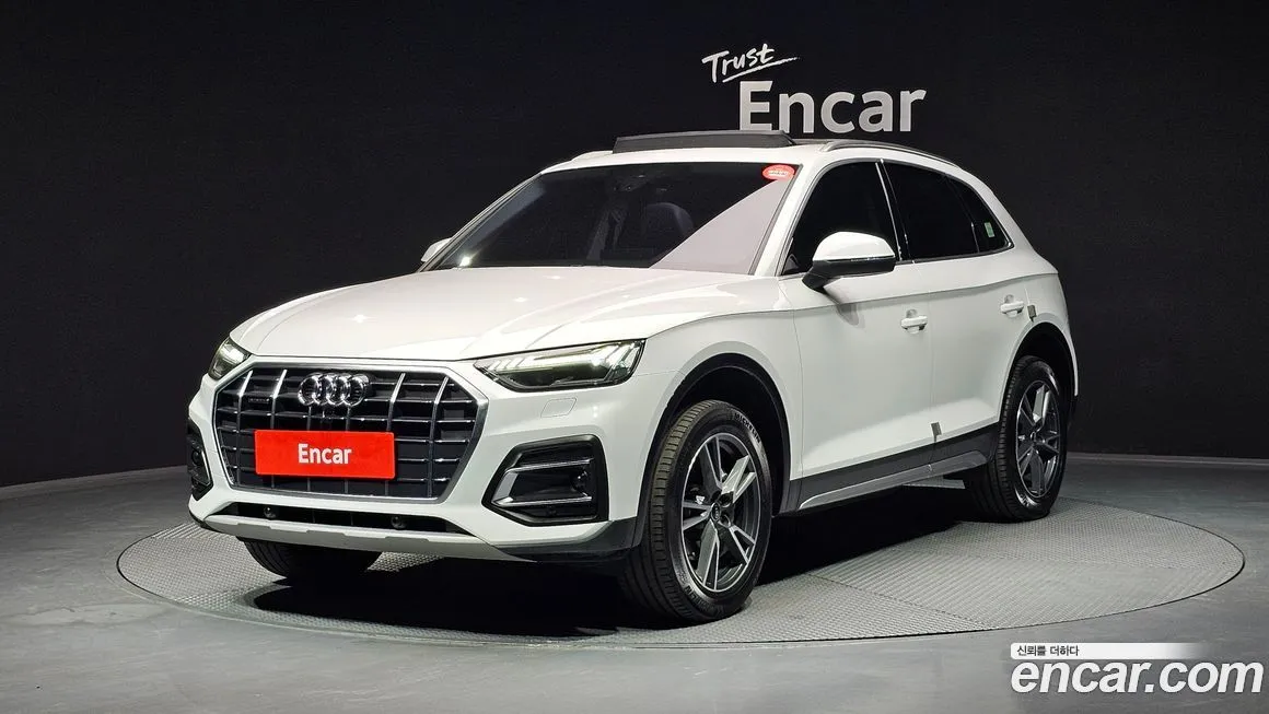 Audi Q5 — фото 1