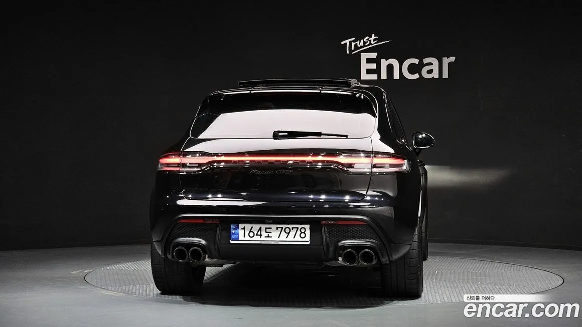 Porsche Macan — фото 6