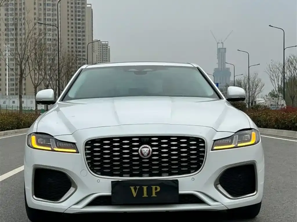 Jaguar XFL — фото 4