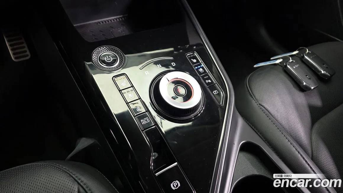 Kia Niro — фото 10
