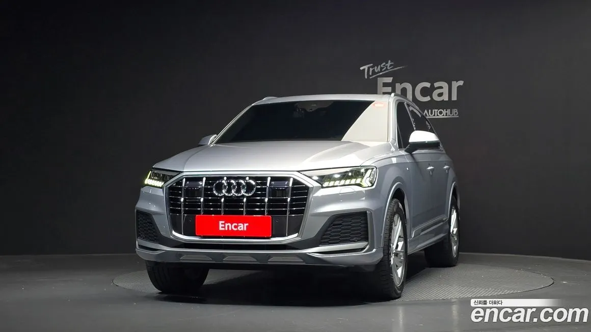 Audi Q7 — фото 7