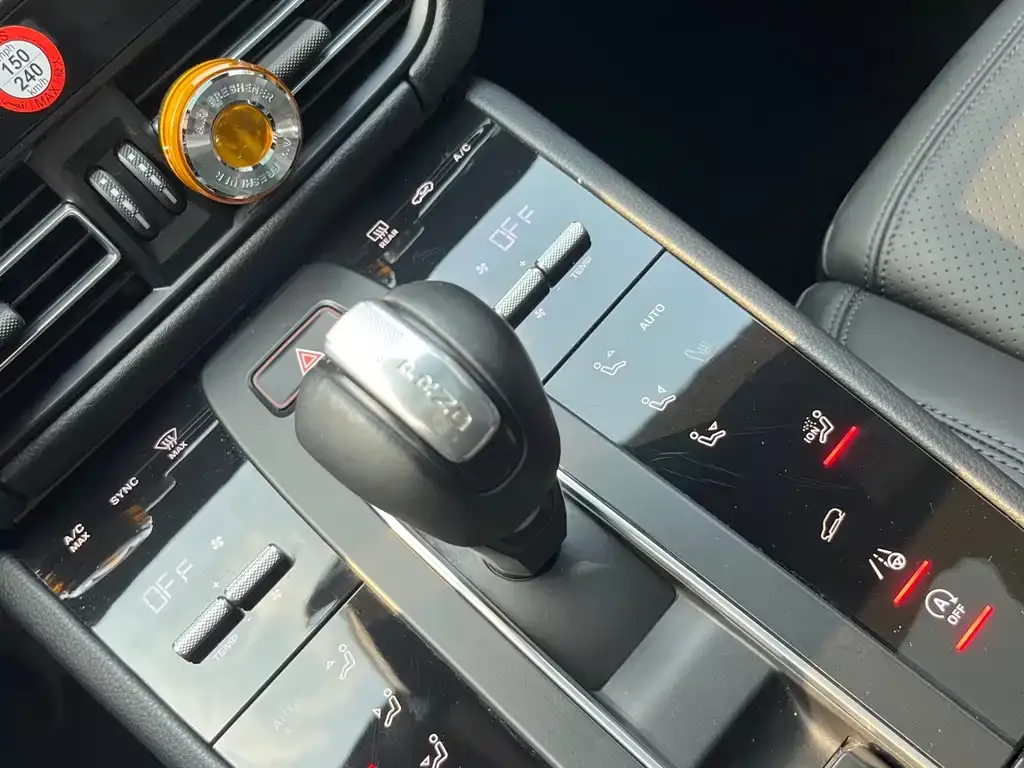Porsche Macan — фото 4