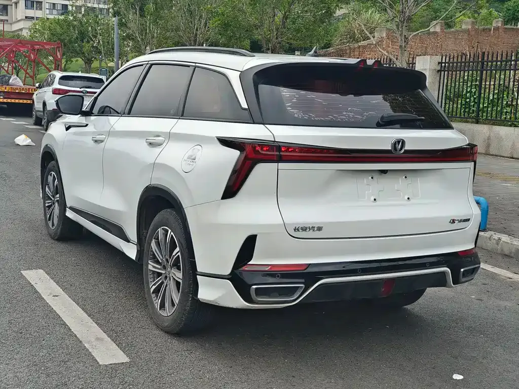 Changan CS75PLUS — фото 6