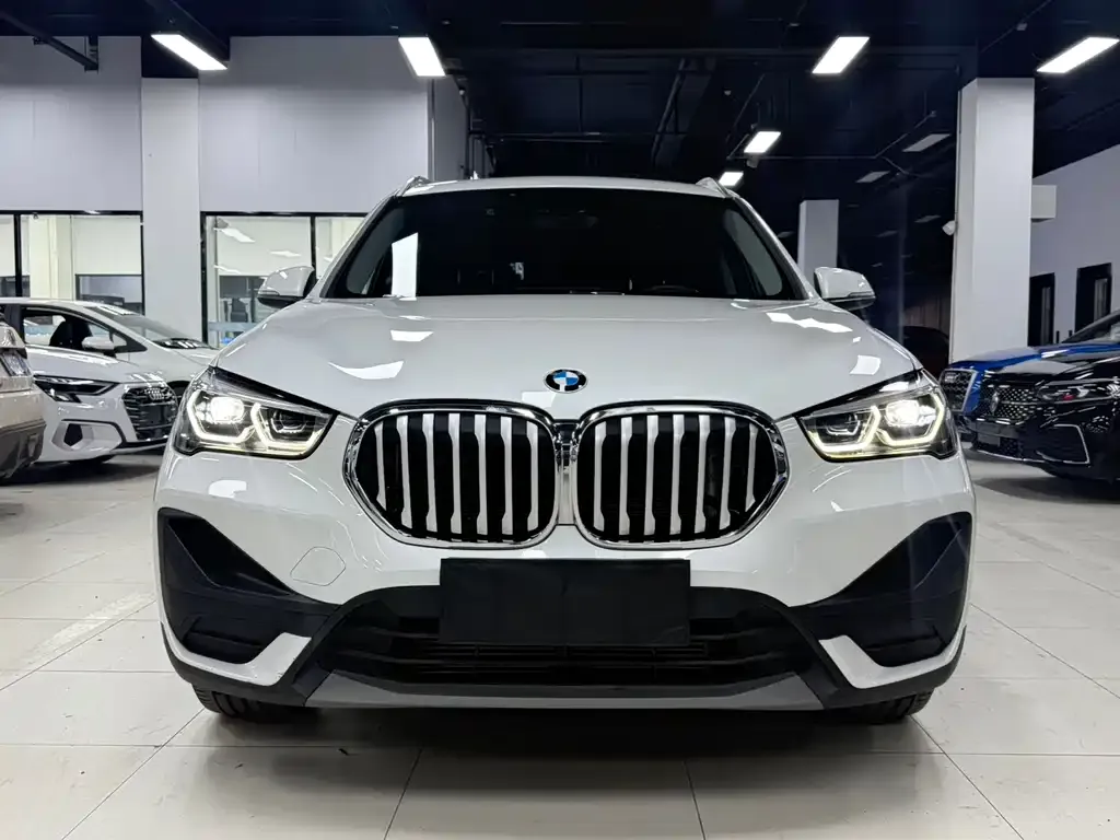 BMW X1 — фото 3