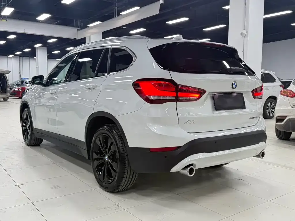 BMW X1 — фото 4