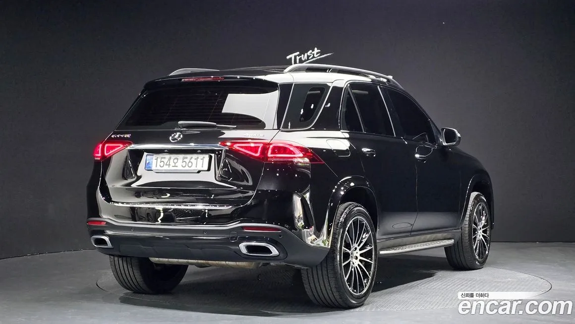 Mercedes-Benz GLE-Class — фото 7