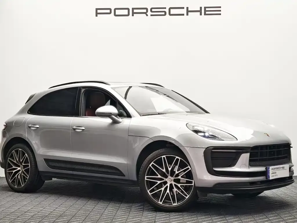 Porsche Macan — фото 1