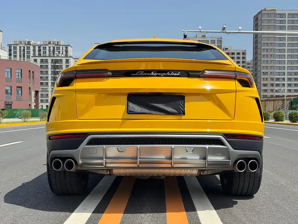 Lamborghini Urus — фото 5