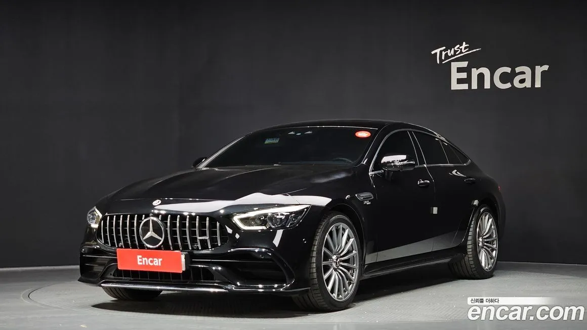 Mercedes-Benz AMG GT — фото 1