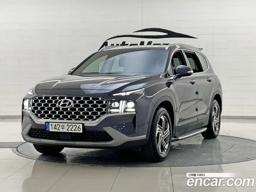 Hyundai Santafe — фото 1