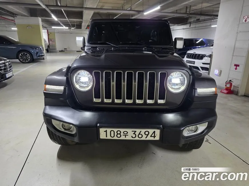 Jeep Wrangler — фото 6