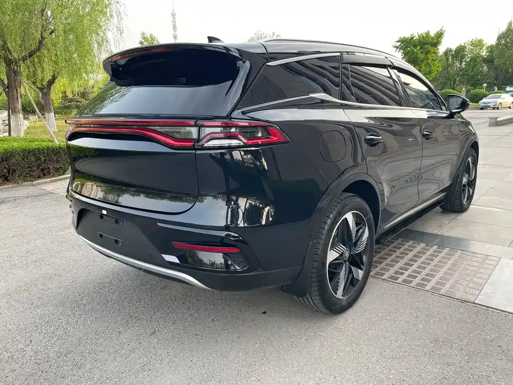 BYD Tang New Energy — фото 5