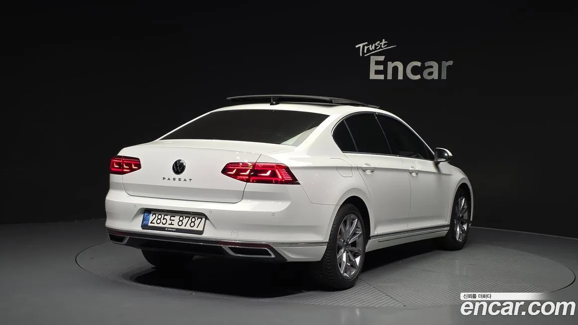 Volkswagen Passat — фото 8