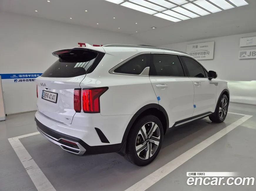Kia Sorento — фото 3