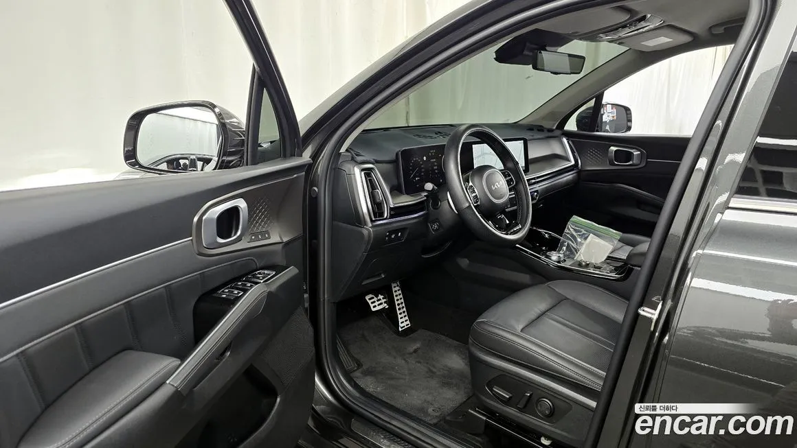 Kia Sorento — фото 6