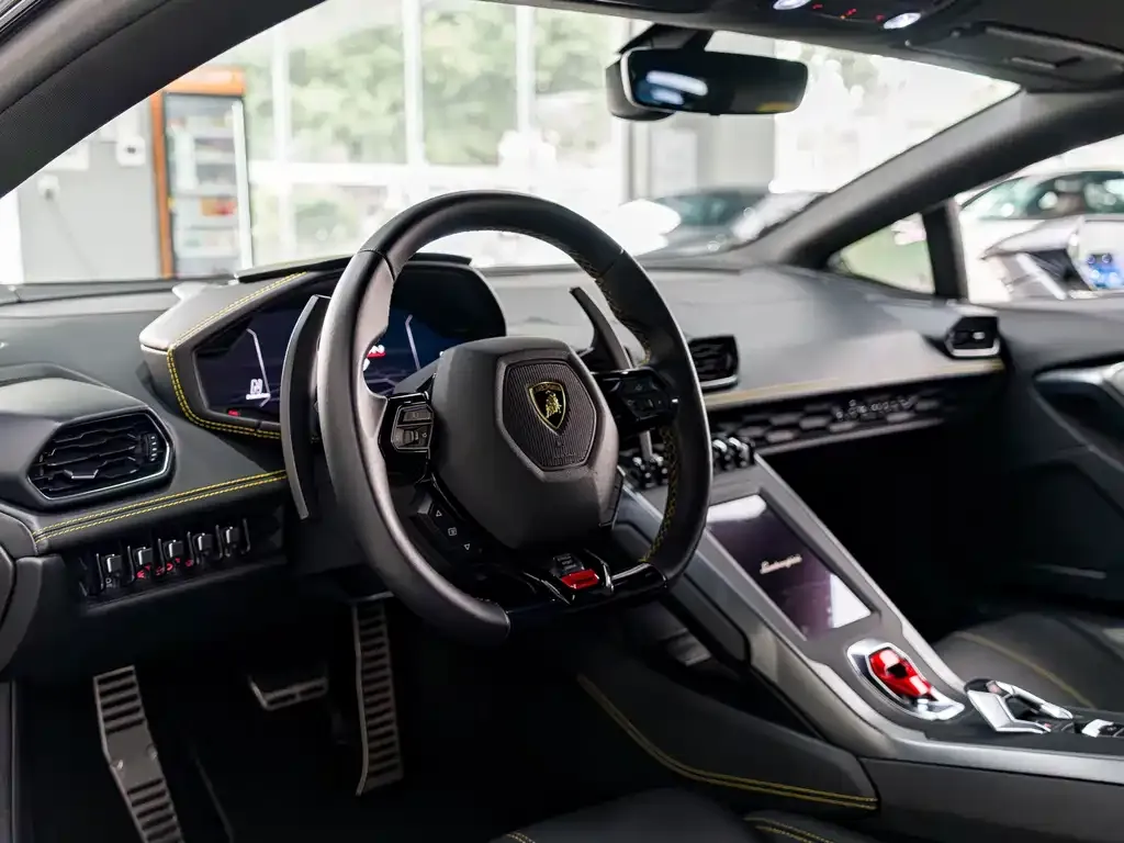 Lamborghini Huracan — фото 6