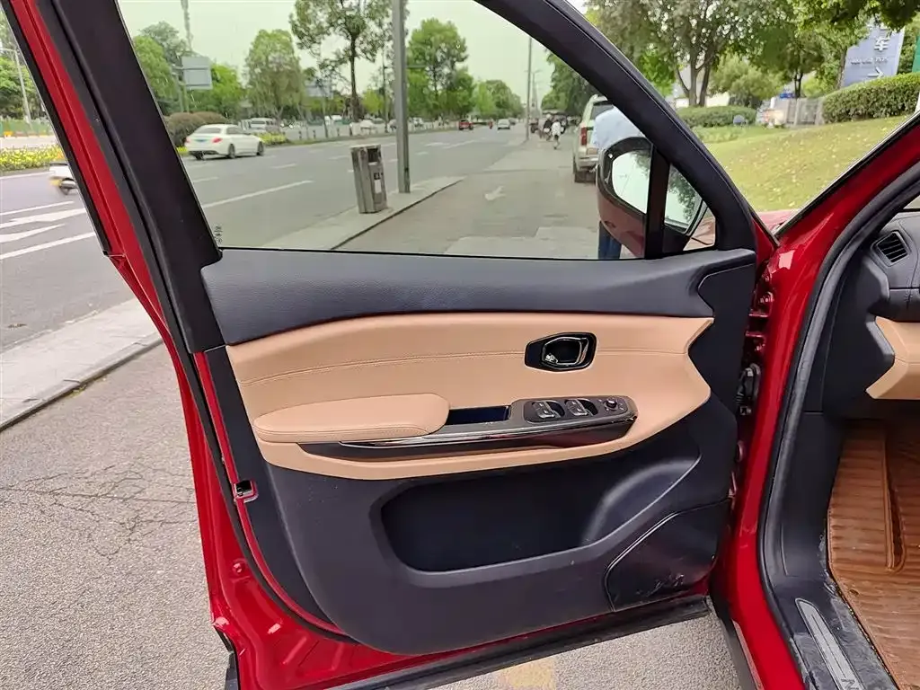NIO ES6 — фото 4