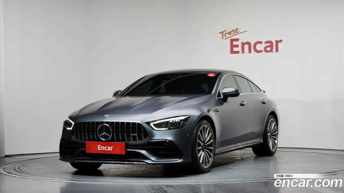 Mercedes-Benz AMG GT — фото 1