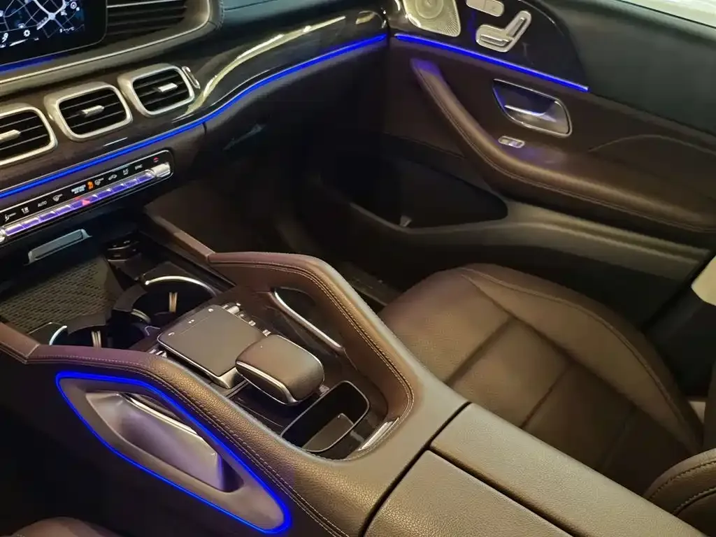 Mercedes-Benz GLE — фото 6